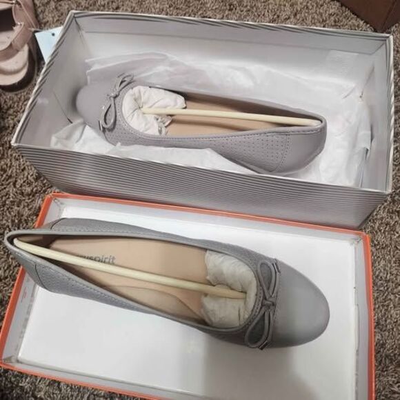 Easy Spirit Size 8 Flats NWT - Picture 5 of 7